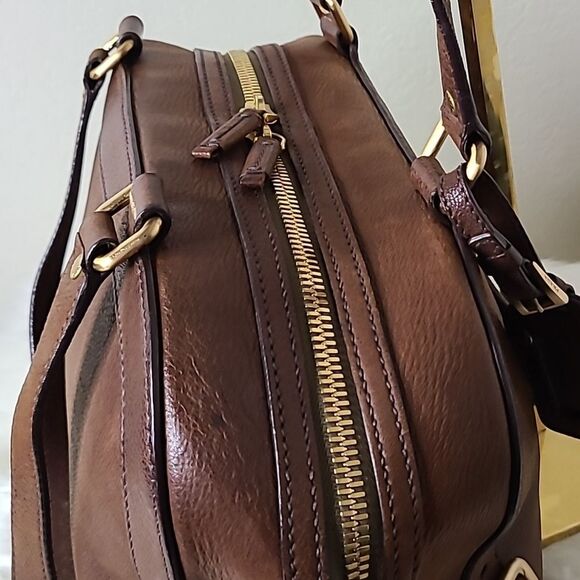 💯 Authentic Prada Handbag 🍀 - Picture 5 of 14